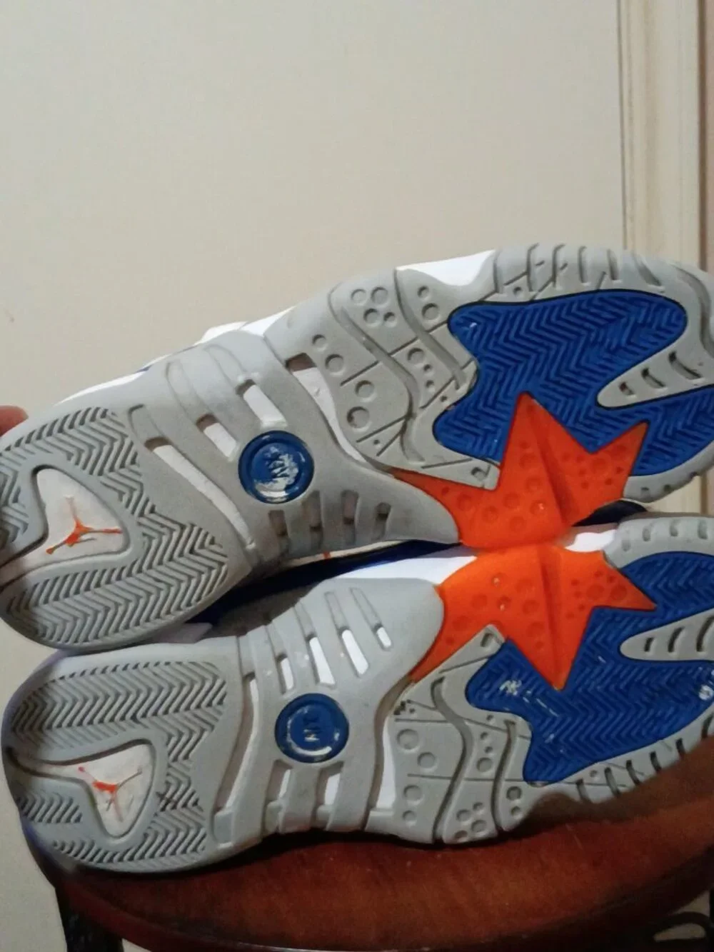 Jordan Jumpman Two Trey Knicks Nike Sneakers D01925-148 Men's Sneakers sz 13